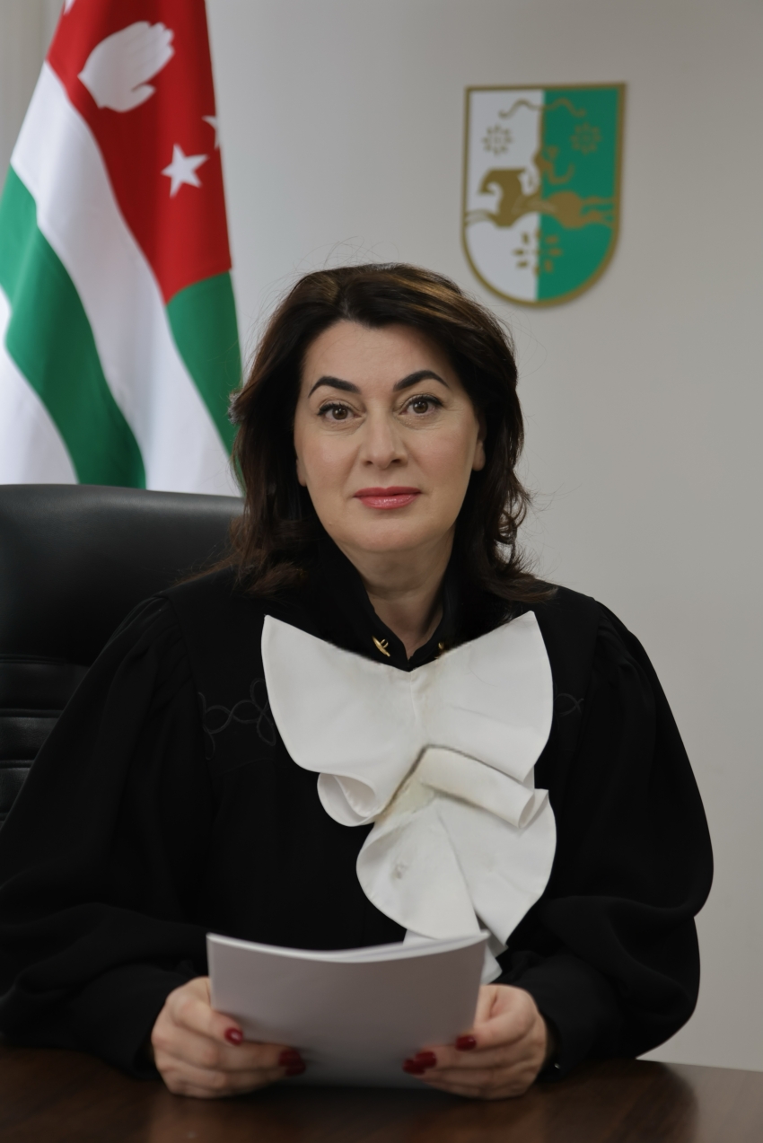 Ҧлиа Диана Едуард-иҧҳа